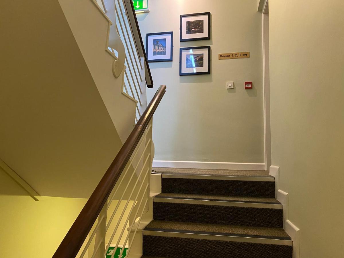 Befani'S Mediterranean Restaurant & Townhouse クロンメル エクステリア 写真